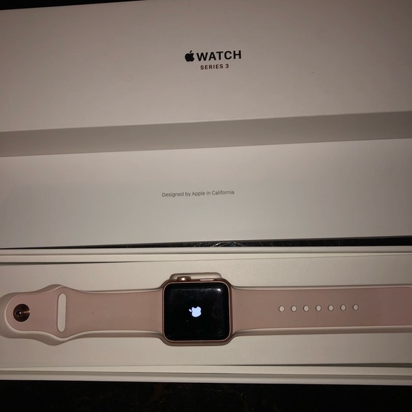Apple Watch series 3 main image 4